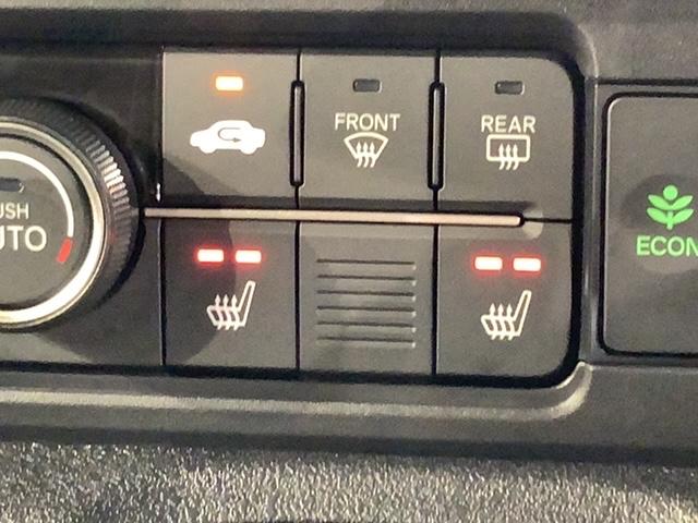 Ｎ－ＢＯＸカスタム ターボ　Ｈ　ＳＥＮＳＩＮＧ　新車保証　試乗禁煙車　ナビＶＸＭ－２４５ＺＦＥｉ　リヤカメラ　ＢＴオ－ディオ　シ－トヒ－タ－　ＥＴＣ　両側電動ドア　フォグライト　ＴＶ　ＬＥＤライト　クルコン　アルミ　車線逸脱（12枚目）