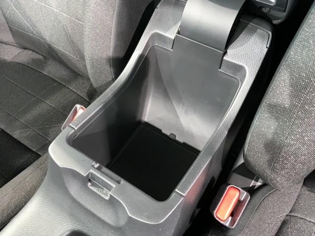 ヴェゼル ｅ：ＨＥＶＸ　ＨＳＥＮＳＩＮＧ最長５年保証　ワンオーナー　純税ナビ　ＢＴオーディオ　リヤカメラ　ＣａｒＰｌａｙ　前後ドラレコ　ＥＴＣ２．０　ＬＥＤライト　クルコン　ＡＡＣ　ＵＳＢ　イモビライザー　スマ－トキ－（29枚目）
