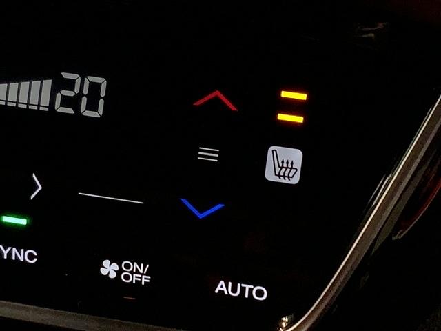 ヴェゼル ハイブリッドZ・ホンダセンシング 最長5年保証 8inchナビ VXM-197VFEi BTオーディオ ドラレコ ETC LEDライト シ-トヒ-タ- クルコン USB TV DVD サイドエアバッグ(13枚目)