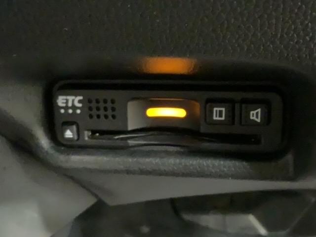 フィット 13G・Lホンダセンシング 最長5年保証 ナビ リヤカメラ BTオ-ディオ ドラレコ ETC LEDライト VSA クルコン アルミ フォグ スマートキー 盗難防止装置 整備記録簿 AAC サイドエアバック USB オートライト(12枚目)