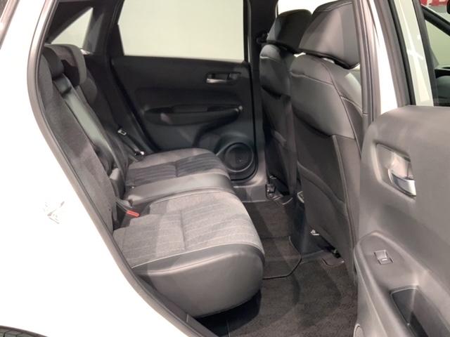 フィット e:HEVホーム H SENSING 新車保証 試乗禁煙車  9inchナビLXM-242ZFNi フルセグ リヤカメラ BTオ-ディオ ETC LEDライト サイドエアバッグ クルコン USB CarPlay(18枚目)
