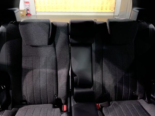 フィット e:HEVホーム H SENSING 新車保証 試乗禁煙車  9inchナビLXM-242ZFNi フルセグ リヤカメラ BTオ-ディオ ETC LEDライト サイドエアバッグ クルコン USB CarPlay(33枚目)