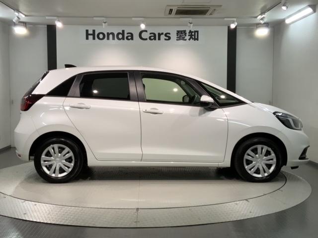 フィット e:HEVホーム H SENSING 新車保証 試乗禁煙車  9inchナビLXM-242ZFNi フルセグ リヤカメラ BTオ-ディオ ETC LEDライト サイドエアバッグ クルコン USB CarPlay(51枚目)