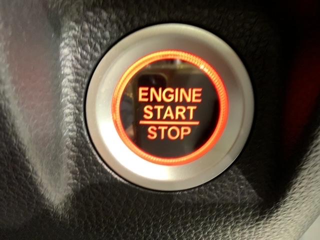 N-WGNカスタム L H SENSING 新車保証 試乗禁煙車 ナビVXM-245ZFEi フルセグTV リヤカメラ BTオ-ディオ シ-トヒ-タ- ETC LEDライト アルミ スマ-トキ- USB サイドエアバッグ(15枚目)