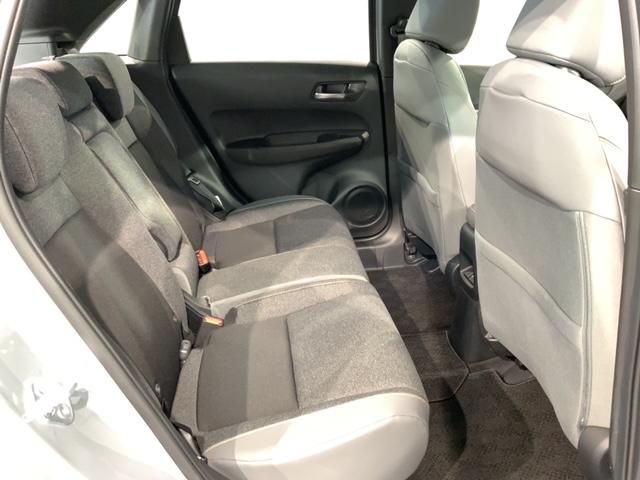 フィット ｅ：ＨＥＶＲＳ　Ｈ　ＳＥＮＳＩＮＧ　新車保証　試乗禁煙車　ナビＬＸＭ－２４２ＺＦＮｉ　フルセグＴＶ　リヤカメラ　ＢＴオ－ディオ　ＤＶＤ　ＣａｒＰｌａｙ　ＥＴＣ　ＬＥＤライト　クルコン　アルミ　サイドエアバッグ（18枚目）