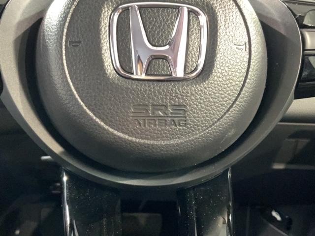 フィット ｅ：ＨＥＶＲＳ　Ｈ　ＳＥＮＳＩＮＧ　新車保証　試乗禁煙車　ナビＬＸＭ－２４２ＺＦＮｉ　フルセグＴＶ　リヤカメラ　ＢＴオ－ディオ　ＤＶＤ　ＣａｒＰｌａｙ　ＥＴＣ　ＬＥＤライト　クルコン　アルミ　サイドエアバッグ（22枚目）