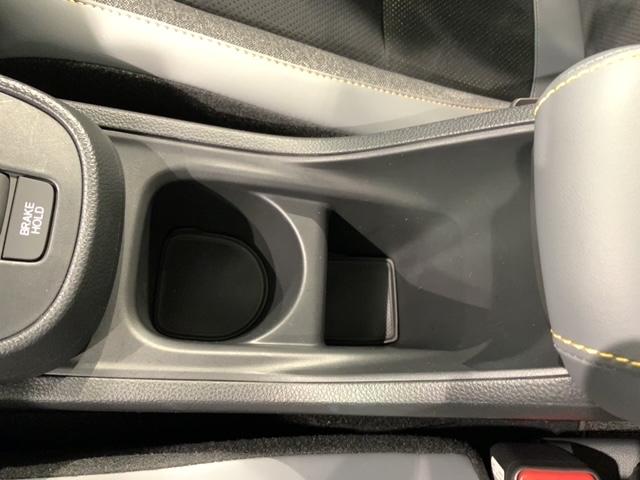 フィット ｅ：ＨＥＶＲＳ　Ｈ　ＳＥＮＳＩＮＧ　新車保証　試乗禁煙車　ナビＬＸＭ－２４２ＺＦＮｉ　フルセグＴＶ　リヤカメラ　ＢＴオ－ディオ　ＤＶＤ　ＣａｒＰｌａｙ　ＥＴＣ　ＬＥＤライト　クルコン　アルミ　サイドエアバッグ（27枚目）