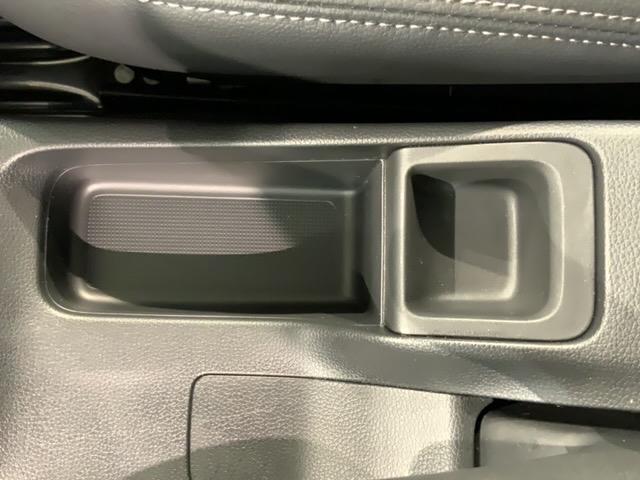 フィットハイブリッド Lホンダセンシング 1年保証 ワンオーナー ナビVXM-185VFi TV リヤカメラ CD録音 BTオ-ディオ DVD ドラレコ ETC LEDライト VSA クルコン フォグ スマートキー CarPlay 整備記録簿(27枚目)