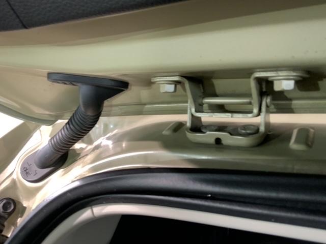 ヴェゼル e:HEVX H SENSING 最長5年保証 1オ-ナ- 純正ナビ TV Rカメラ BTオ-ディオ ETC LEDライト VSA クルコン アルミ スマ-トキ- スペアキ- 盗難防止装置 整備記録簿 ドアバイザ-(43枚目)