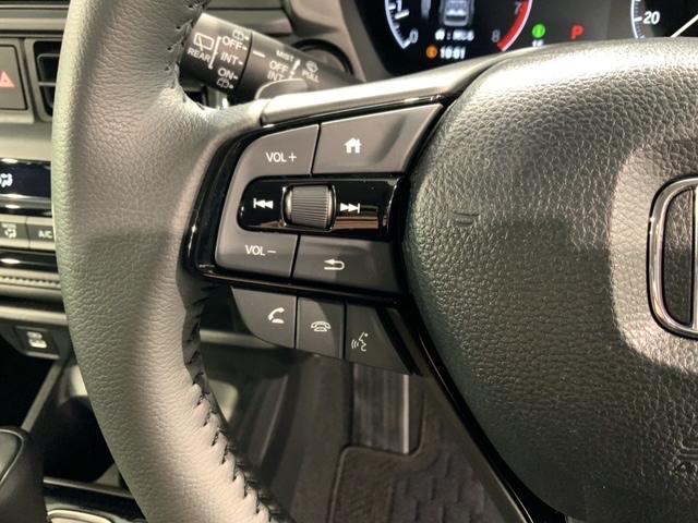 WR-V Zブラックスタイル H SENSING 新車保証 試乗禁煙車 8inchナビ LXM-245ZFEi リヤカメラ BTオ-ディオ フルセグ USB ETC LEDライト サイドSRS クルコン アルミ スマ-トキ-(11枚目)