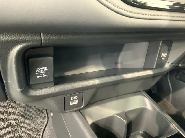 WR-V Zブラックスタイル H SENSING 新車保証 試乗禁煙車 8inchナビ LXM-245ZFEi リヤカメラ BTオ-ディオ フルセグ USB ETC LEDライト サイドSRS クルコン アルミ スマ-トキ-(28枚目)