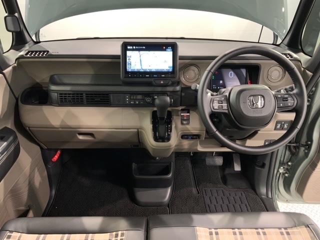 Ｎ－ＢＯＸジョイ ターボ　Ｈ　ＳＥＮＳＩＮＧ　２トーン　試乗禁煙車　８ｉｎｃｈナビ　ＶＸＭ－２４５ＺＦＥｉ　ＴＶ　リヤカメラ　ＢＴオ－ディオ　シ－トヒ－タ－　ＥＴＣ　ＬＥＤライト　両側電動ドア　ＶＳＡ　スマ－トキ－　ターボ（9枚目）