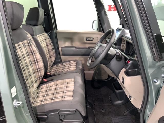 Ｎ－ＢＯＸジョイ ベースグレード　Ｈ　ＳＥＮＳＩＮＧ　２トーン　試乗禁煙車　８ｉｎｃｈナビ　ＶＸＭ－２４５ＺＦＥｉ　ＴＶ　リヤカメラ　ＢＴオ－ディオ　シ－トヒ－タ－　ＥＴＣ　ＬＥＤライト　ＶＳＡ　クルコン　スマ－トキ－　サイドＳＲＳ（17枚目）