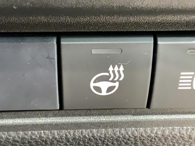 ヤリスクロス Ｇ　最長５年保証　１オーナー　純正ディスプレイ　オーディオ　リヤカメラ　ＢＴオ－ディオ　ＥＴＣ　横滑り防止　シートヒーター　Ｃａｒｐｌａｙ　クルコン　衝突軽減Ｂ　スマートキー　盗難防止装置　整備記録簿（13枚目）