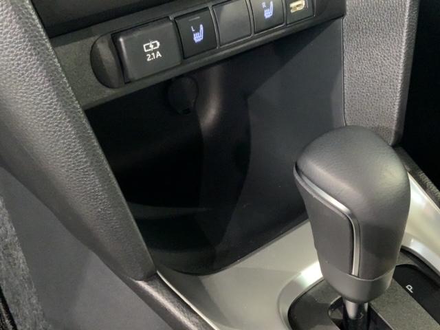 ヤリスクロス Ｇ　最長５年保証　１オーナー　純正ディスプレイ　オーディオ　リヤカメラ　ＢＴオ－ディオ　ＥＴＣ　横滑り防止　シートヒーター　Ｃａｒｐｌａｙ　クルコン　衝突軽減Ｂ　スマートキー　盗難防止装置　整備記録簿（27枚目）