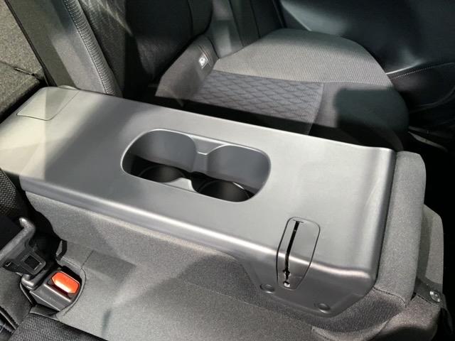 ヤリスクロス Ｇ　最長５年保証　１オーナー　純正ディスプレイ　オーディオ　リヤカメラ　ＢＴオ－ディオ　ＥＴＣ　横滑り防止　シートヒーター　Ｃａｒｐｌａｙ　クルコン　衝突軽減Ｂ　スマートキー　盗難防止装置　整備記録簿（30枚目）