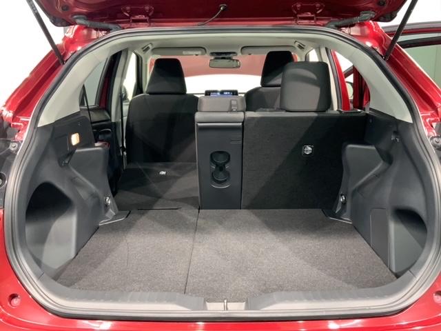 ヤリスクロス Ｇ　最長５年保証　１オーナー　純正ディスプレイ　オーディオ　リヤカメラ　ＢＴオ－ディオ　ＥＴＣ　横滑り防止　シートヒーター　Ｃａｒｐｌａｙ　クルコン　衝突軽減Ｂ　スマートキー　盗難防止装置　整備記録簿（37枚目）