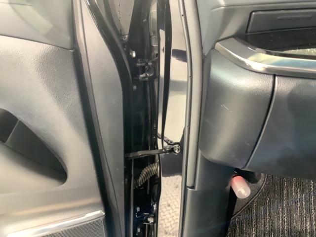 ヴェルファイア ２．５ＺＧエディション　最長５年保証　１１ｉｎｃｈナビ　ＴＶ　リヤカメラ　ＤＶＤ　リヤ席モニター　衝突軽減Ｂ　ＥＴＣ　ＬＥＤライト　両側電動ドア　シートヒーター　ベンチレーション　電動シート　クルコン　Ｐテールゲート　アルミ（42枚目）