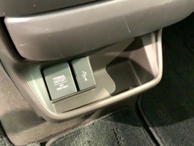 フリード G・ホンダセンシング 1年保証 ワンオーナー ナビ TV リヤカメラ BTオ-ディオ DVD 10.2inchリヤ席モニター ドラレコ ETC LEDライト VSA 両側電動ドア クルコン 盗難防止装置 整備記録簿(27枚目)