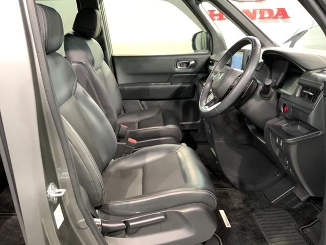 ステップワゴン e:HEVスパーダ 最長5年保証 ワンオーナー 8inchナビ LXM-232VFEi TV リヤカメラ BTオ-ディオ DVD ETC2.0 ドラレコ 8人乗 LEDライト 両側電動ドア シートヒーター USB(16枚目)