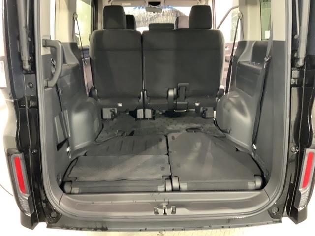 �R��ڃV�[�g���i�[����΃��Q�b�W�X�y�[�X���X�ɍL���g���܂��B