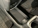 プレミアム　ＨＳＥＮＳＩＮＧ　２ト－ン　新車保証　試乗車　ＵＳＢポート　ワンオーナー車　衝突軽減　ＥＳＣ　ＬＥＤ　シ－トヒ－タ－　バックカメラ　フルセグ　カーテンエアバック　ナビＴＶ　スマートキー　ＡＡＣ　ＥＴＣ（28枚目）