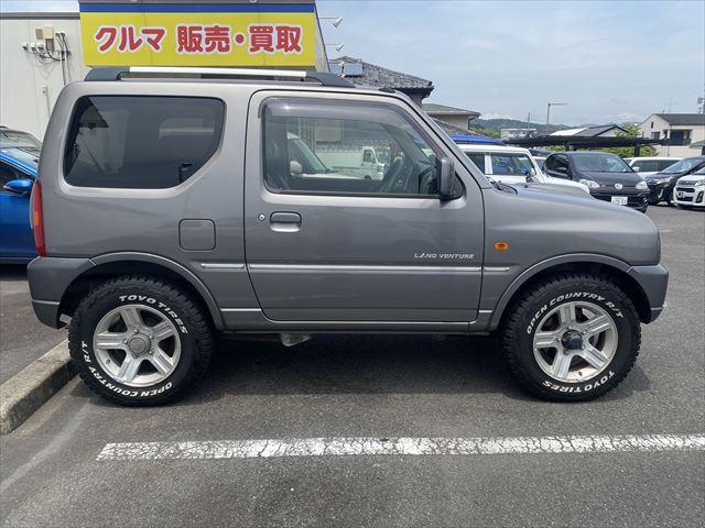 ジムニー ランドベンチャー　グー故障診断実施済み／車両状態評価書／５速マニュアル車／ターボ／４ＷＤ⇔２ＷＤ切り替え式／ワンオーナー／キーレス／ＥＴＣ／フォグライト／電動格納ミラー／背面タイヤカバー／オフロード社外タイヤ（15枚目）