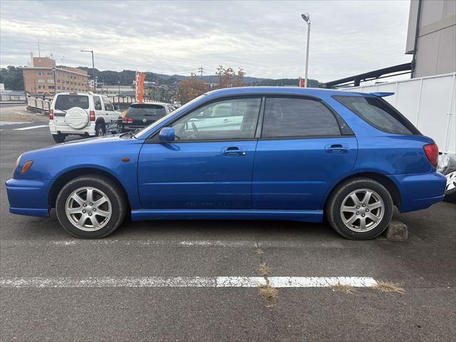 インプレッサスポーツワゴン 20N 5MT 4WD タイベル交換済 ETC キーレス 純正オーディオ MOMOステアリング 電動格納ミラー プロジェクターヘッドライト フロントフグランプ 純正アルミホイール(5枚目)