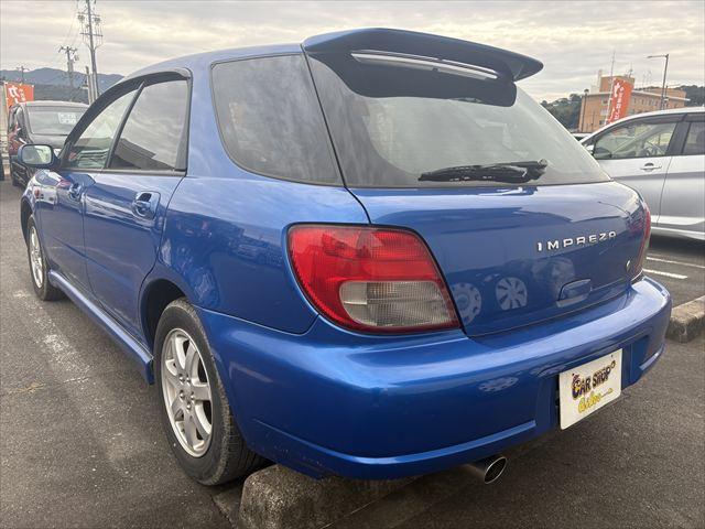 インプレッサスポーツワゴン 20N 5MT 4WD タイベル交換済 ETC キーレス 純正オーディオ MOMOステアリング 電動格納ミラー プロジェクターヘッドライト フロントフグランプ 純正アルミホイール(6枚目)