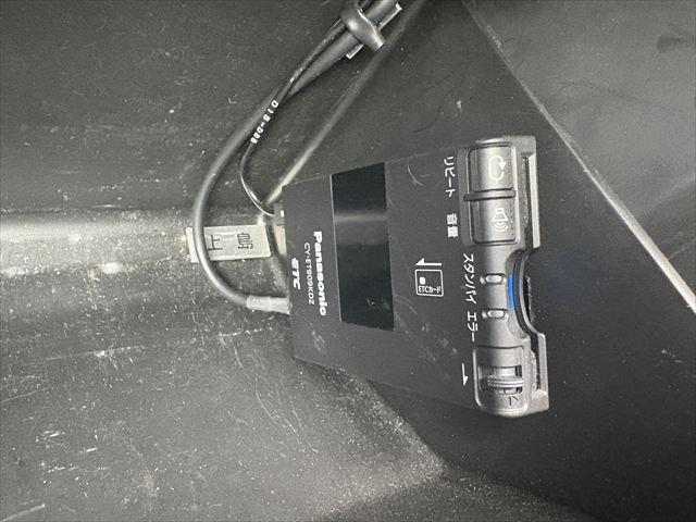 インプレッサスポーツワゴン 20N 5MT 4WD タイベル交換済 ETC キーレス 純正オーディオ MOMOステアリング 電動格納ミラー プロジェクターヘッドライト フロントフグランプ 純正アルミホイール(27枚目)