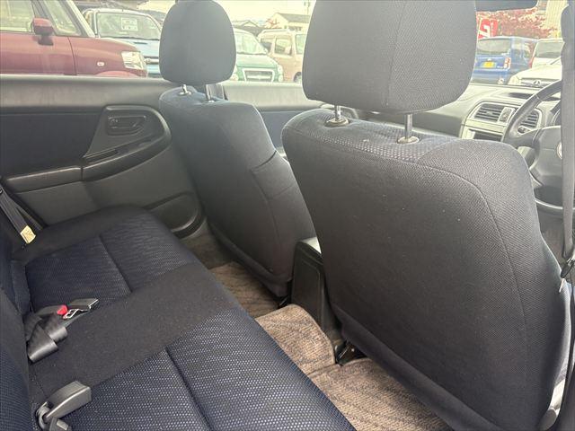 インプレッサスポーツワゴン 20N 5MT 4WD タイベル交換済 ETC キーレス 純正オーディオ MOMOステアリング 電動格納ミラー プロジェクターヘッドライト フロントフグランプ 純正アルミホイール(32枚目)