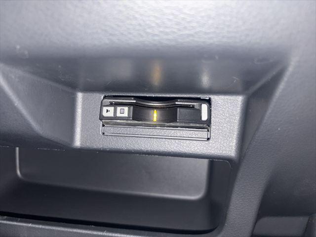 ワゴンＲスティングレー Ｘ　４ＷＤ　スマートキー　純正ナビ　ＴＶ　ＡＭ　ＦＭ　Ｂｌｕｅｔｏｏｔｈ　バックカメラ　シートヒーター　電動格納ミラー　フロント、リアドラレコ　ＥＴＣ　衝突軽減ブレーキ　横滑り防止装置　フロントフォグ（27枚目）