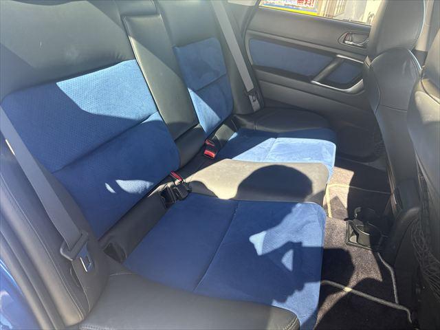 ご契約時は手付金として１万円のみお預かりさせていただきます。納車日前日までに残金を指定口座へご入金していただくか納車日当日に現金をご持参ください。納車日はお客様のご希望をお聞かせください。