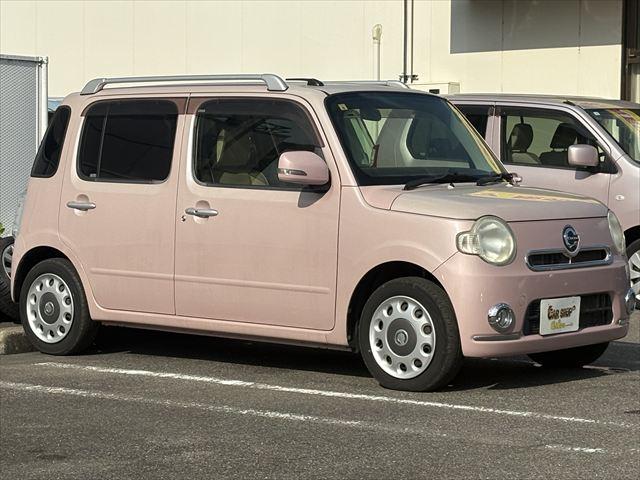 ミラココア ココアプラスＸ　スマートキー　ＣＶＴ　４ＷＤ　ＥＴＣ　社外ナビ　地デジＴＶ　ＵＳＢ　ルーフレーン　ヘッドライト　フロントフォグランプ　ＡＵＴＯエアコン　パワーウィンドウ　アイドリングストップ　ヘッドライトレベライザー（2枚目）