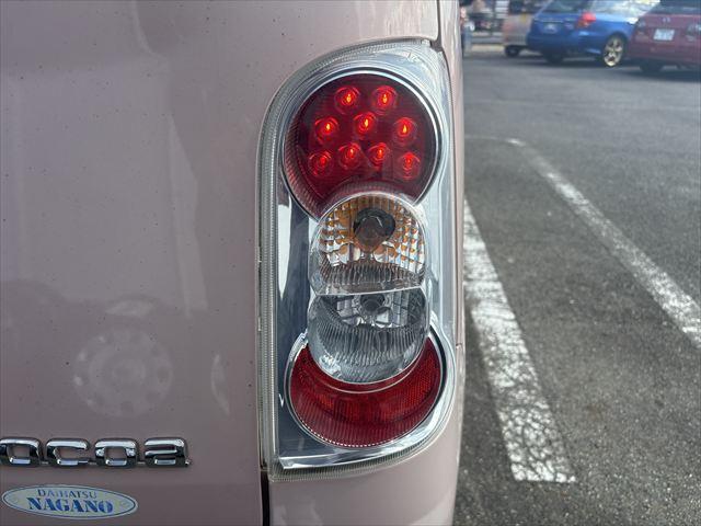 ミラココア ココアプラスＸ　スマートキー　ＣＶＴ　４ＷＤ　ＥＴＣ　社外ナビ　地デジＴＶ　ＵＳＢ　ルーフレーン　ヘッドライト　フロントフォグランプ　ＡＵＴＯエアコン　パワーウィンドウ　アイドリングストップ　ヘッドライトレベライザー（47枚目）