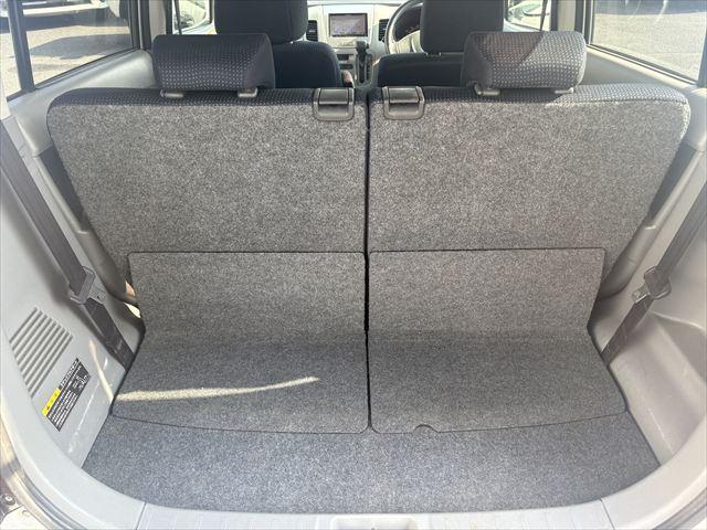 ワゴンＲ 　昇降シート車　操作リモコン　ＡＴ　４ＷＤ　社外ナビ　ワンセグＴＶ　ＵＳＢ　ＥＴＣ　シートヒーター　電動格納ミラー　フラットシート　ヘッドライトレベライザー（11枚目）