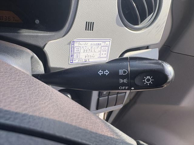 ワゴンＲ 　昇降シート車　操作リモコン　ＡＴ　４ＷＤ　社外ナビ　ワンセグＴＶ　ＵＳＢ　ＥＴＣ　シートヒーター　電動格納ミラー　フラットシート　ヘッドライトレベライザー（16枚目）