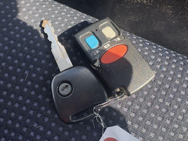 ワゴンＲ 　昇降シート車　操作リモコン　ＡＴ　４ＷＤ　社外ナビ　ワンセグＴＶ　ＵＳＢ　ＥＴＣ　シートヒーター　電動格納ミラー　フラットシート　ヘッドライトレベライザー（26枚目）