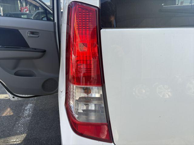 ワゴンＲ 　昇降シート車　操作リモコン　ＡＴ　４ＷＤ　社外ナビ　ワンセグＴＶ　ＵＳＢ　ＥＴＣ　シートヒーター　電動格納ミラー　フラットシート　ヘッドライトレベライザー（46枚目）