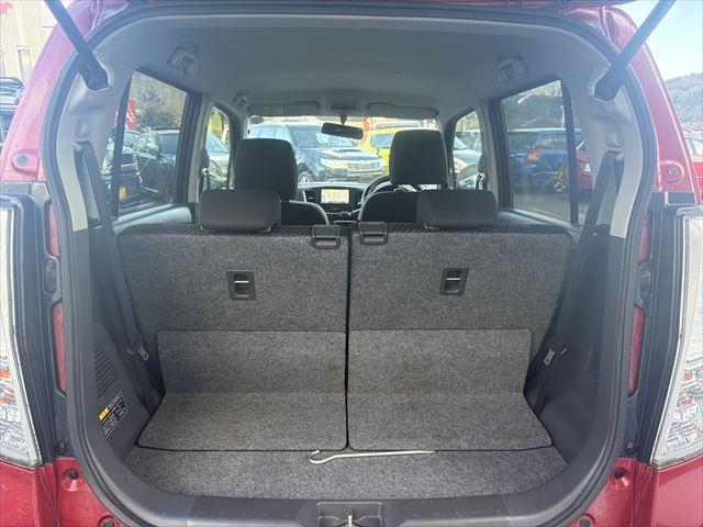 ワゴンＲスティングレー Ｘ　４ＷＤ　プッシュスタート　スマートキー　社外ナビ　地デジＴＶ　Ｂｌｕｅｔｏｏｔｈ　ＥＴＣ　ＤＶＤ　ＣＤ　ＵＳＢ　ＩＰＯＤ　シートヒーター　アイドリングストップ　ＨＩＤ　フロントフォグランプ（10枚目）