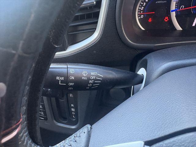 ワゴンＲスティングレー Ｘ　４ＷＤ　プッシュスタート　スマートキー　社外ナビ　地デジＴＶ　Ｂｌｕｅｔｏｏｔｈ　ＥＴＣ　ＤＶＤ　ＣＤ　ＵＳＢ　ＩＰＯＤ　シートヒーター　アイドリングストップ　ＨＩＤ　フロントフォグランプ（15枚目）