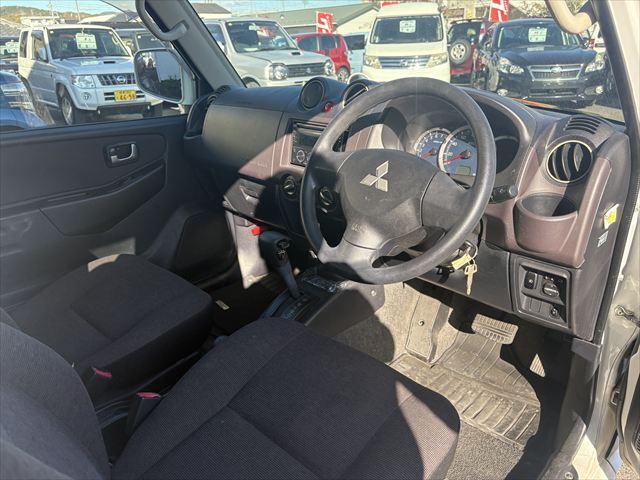パジェロミニ ＶＲ　４ＷＤ　ＡＴ　ターボ　タイベル交換済　キーレス　Ｂｌｕｅｔｏｏｔｈオーディオ　ハロゲンヘッドライト　フロントフォグランプ　電動格納ミラー　純正アルミホイール　エアコン　エアバック（14枚目）