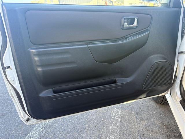 パジェロミニ ＶＲ　４ＷＤ　ＡＴ　ターボ　タイベル交換済　キーレス　Ｂｌｕｅｔｏｏｔｈオーディオ　ハロゲンヘッドライト　フロントフォグランプ　電動格納ミラー　純正アルミホイール　エアコン　エアバック（20枚目）