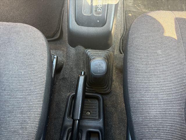 パジェロミニ ＶＲ　４ＷＤ　ＡＴ　ターボ　タイベル交換済　キーレス　Ｂｌｕｅｔｏｏｔｈオーディオ　ハロゲンヘッドライト　フロントフォグランプ　電動格納ミラー　純正アルミホイール　エアコン　エアバック（50枚目）