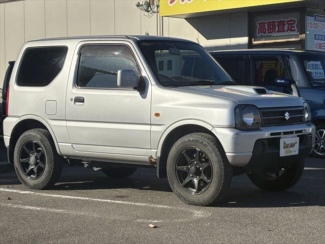 ジムニー ＸＧ　４ＷＤ　ターボ　ＡＴ　オーディオ　ヘットライトレベライザー　パワーウィンドウ　シートヒーター　エアバック　エアコン　社外アルミホイール（2枚目）