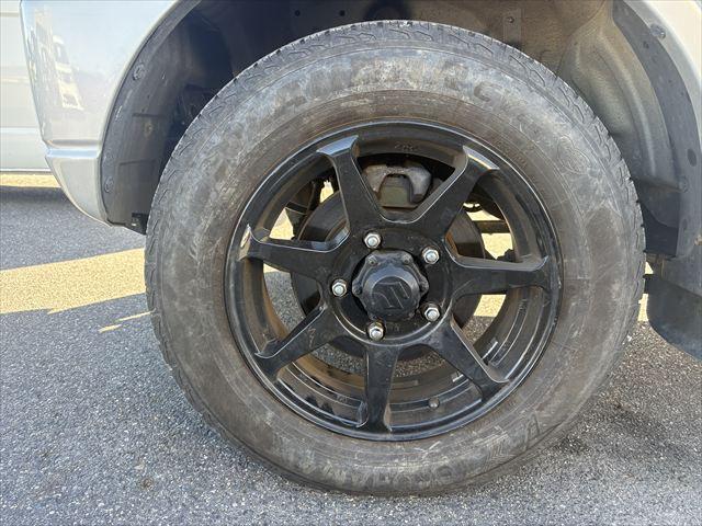 ジムニー ＸＧ　４ＷＤ　ターボ　ＡＴ　オーディオ　ヘットライトレベライザー　パワーウィンドウ　シートヒーター　エアバック　エアコン　社外アルミホイール（44枚目）