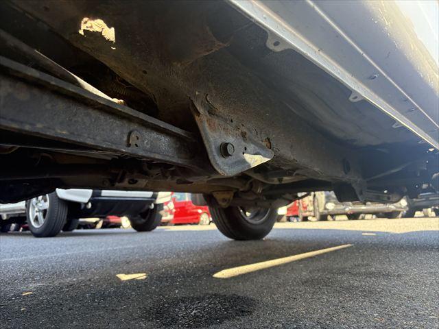 ジムニー ＸＧ　４ＷＤ　ターボ　ＡＴ　オーディオ　ヘットライトレベライザー　パワーウィンドウ　シートヒーター　エアバック　エアコン　社外アルミホイール（48枚目）