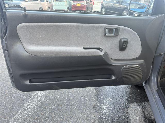 ミラ ＴＡスペシャル　全塗装　５ＭＴ　キー　三枚ドア　社外ステアリング　社外サスペンション　社外アルミホイール　ヘッドライト　パワステ　パワーウィンドウ　メッキミラー（32枚目）