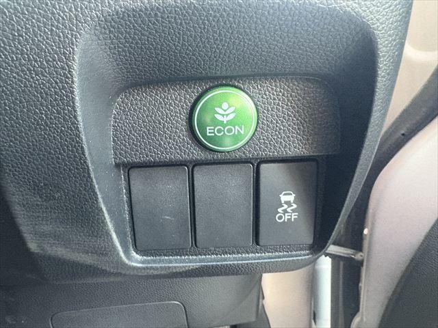 Ｎ－ＯＮＥ Ｇ・Ｌパッケージ　スマートキー２本　プッシュスタート　純正ナビ　ＵＳＢ　ワンセグ　ＣＤ　バックカメラ　ステアリングスイッチ　電動格納ミラー　ＡＵＴＯエアコン　プロジェクターヘッドライト（24枚目）