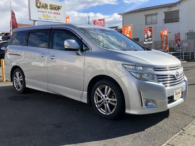 エルグランド ２５０ハイウェイスター　グー故障診断実施済み／車両状態評価書／ナビ／片側電動スライドドア／クリアランスソナー／スマートキー／オートライト／電動格納ミラー／３列シート／オットマン／アルミホイール／記録簿／走行１０．２万キロ（2枚目）